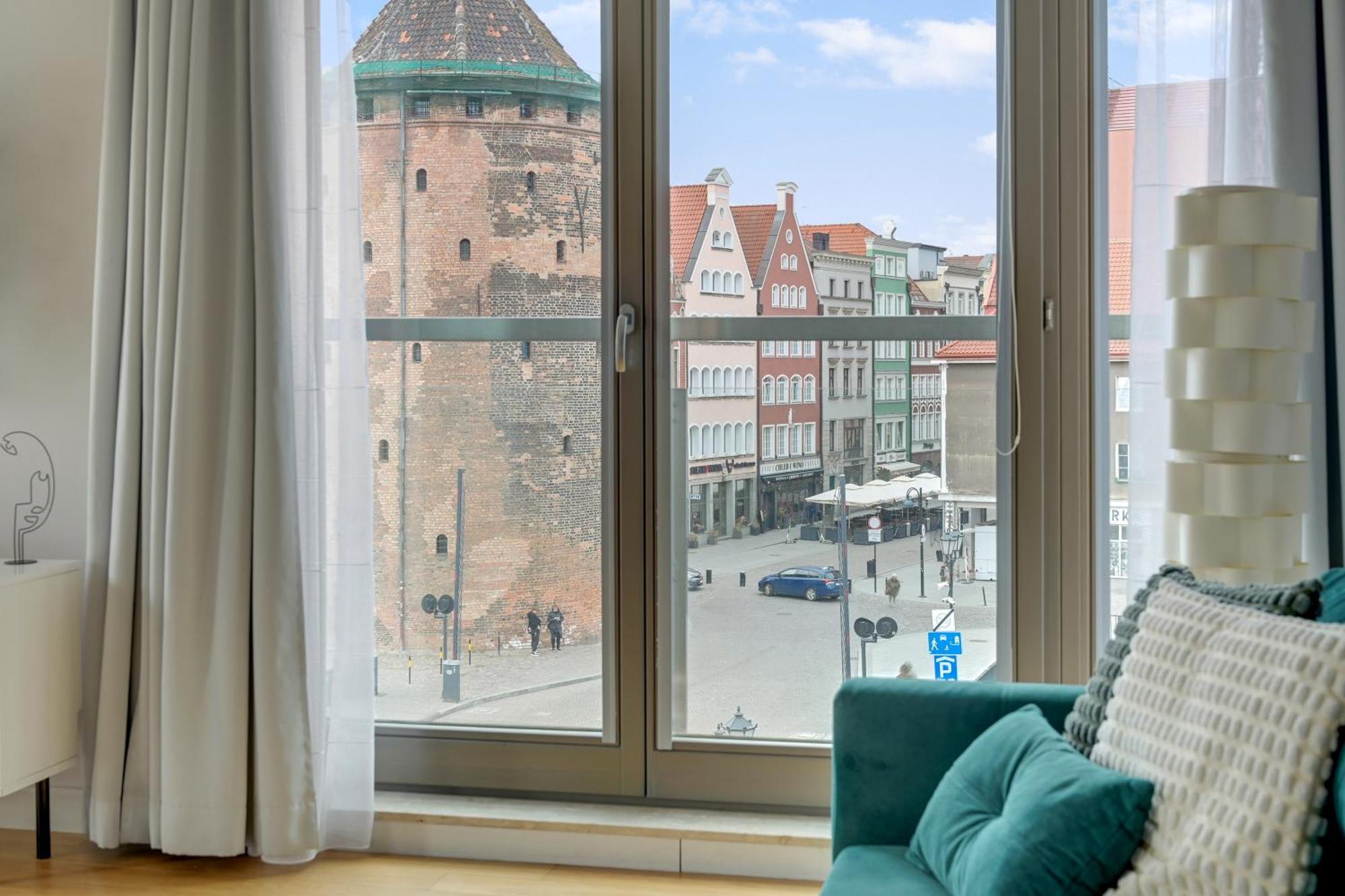 Waterlane Riverside - Spa, Pool, Gym & Parking By Downtown Apartments, Gdansk